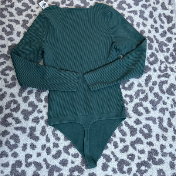 NWT Abercrombie and Fitch Square Neckline Green Sweater Material Thong Bodysuit - Picture 5 of 5